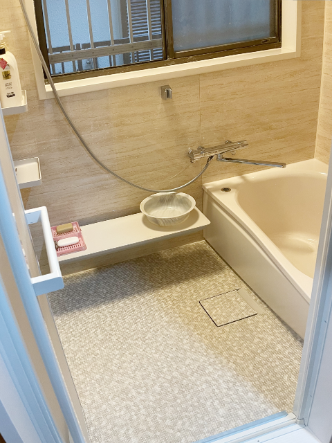 サザナのほっカラリ床で冷たさを解消した浴室施工後イメージ１