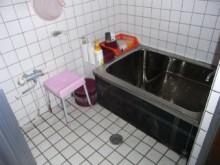 TOTO「サザナ」 魔法びん浴槽でいつも快適なリラックス空間施工後イメージ１