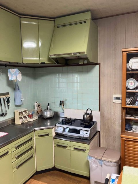 家事動線を短縮し効率の良いキッチン施工後イメージ１