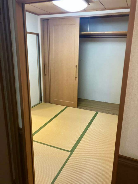灰桜色の畳で和モダンな和室空間施工後イメージ１