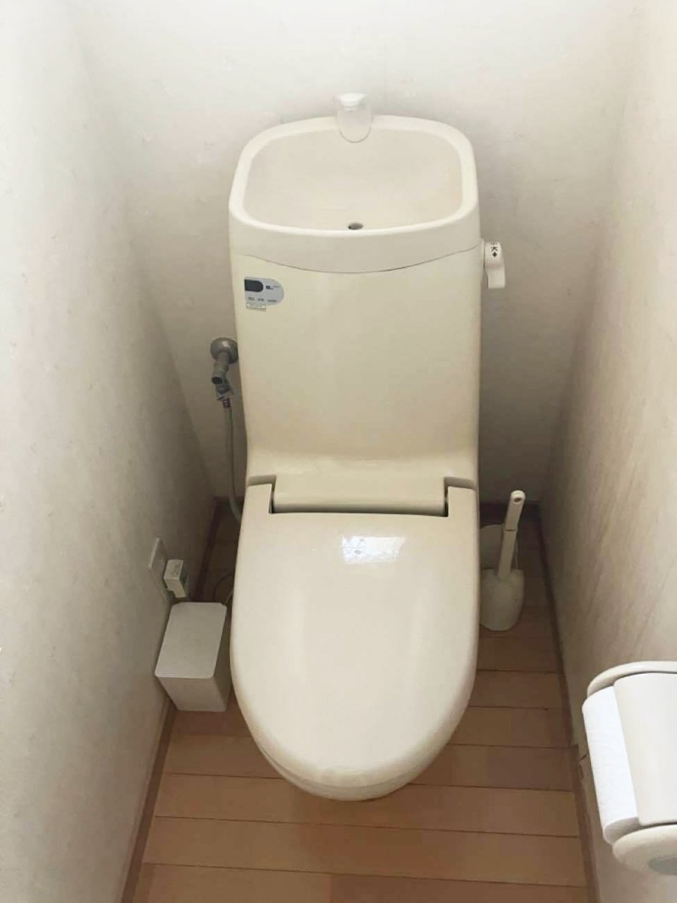 ウッドが醸し出す明るいトイレ空間施工後イメージ１