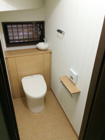 奥行きを調節し、スペースを有効に使える収納付きトイレにイメージ
