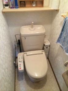 プロガードが施された節水型トイレ　LIXIL「アメージュZ」施工後イメージ１